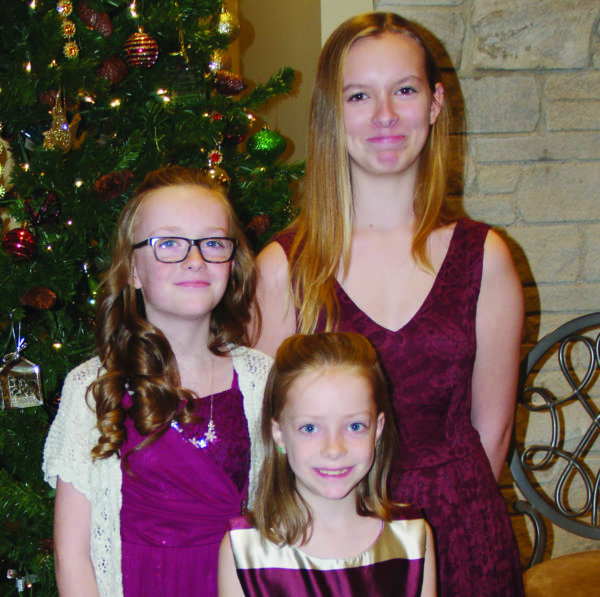 Sisters at Christmas | coyotehill.org